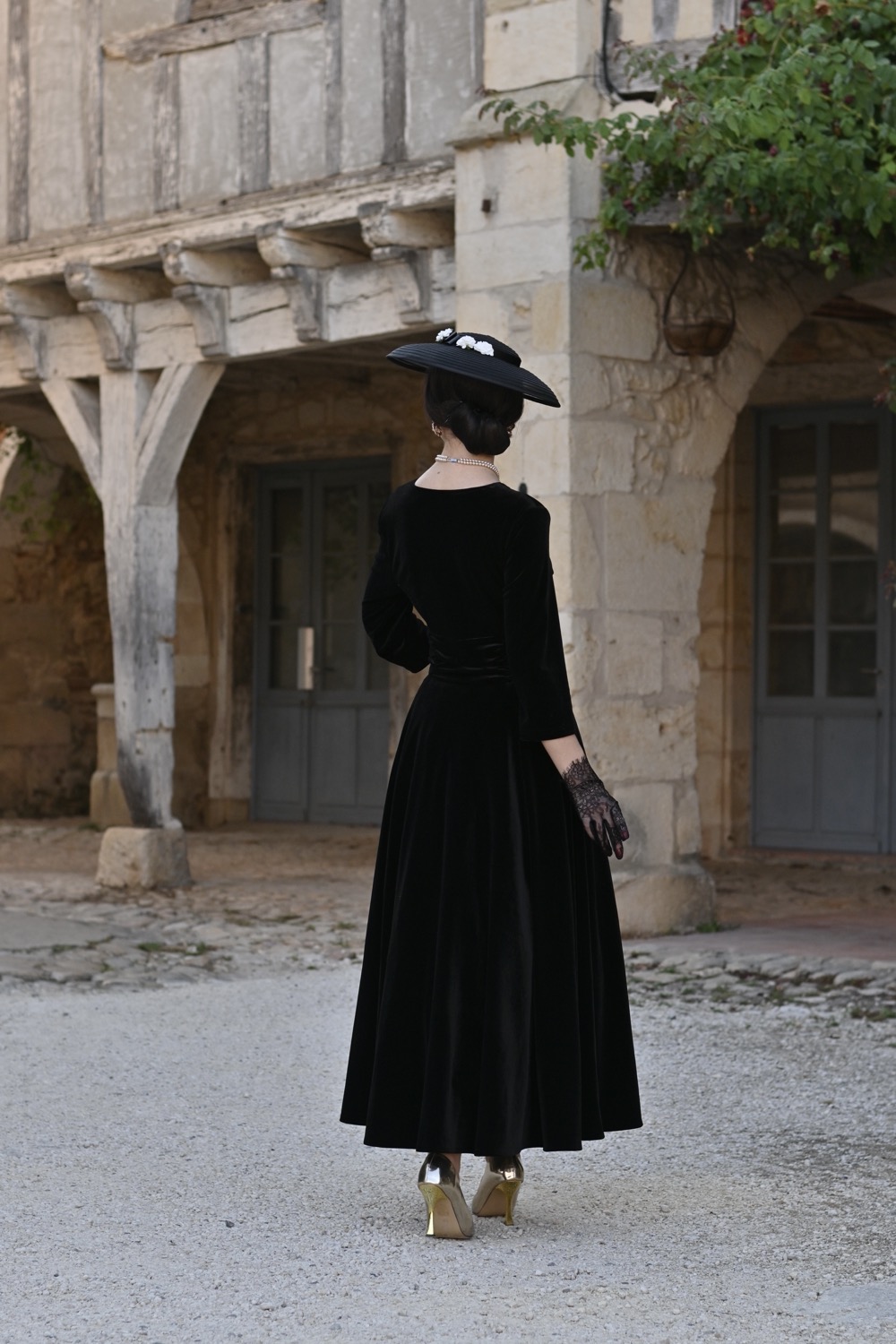 Vale Velvet Swing Dress in Extended Sizing